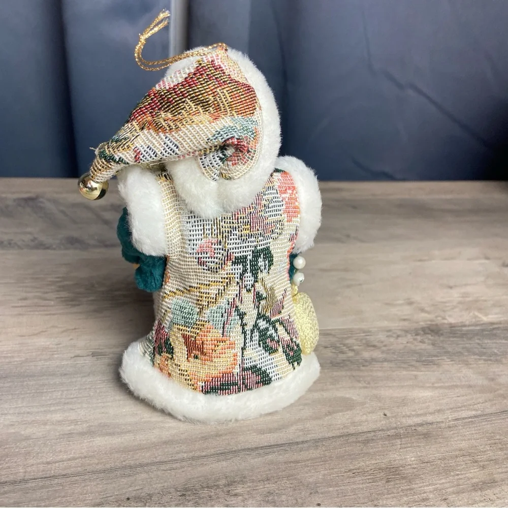 6” Father Christmas, Santa, Ornament,‎ Table Decoration, Green Outfit